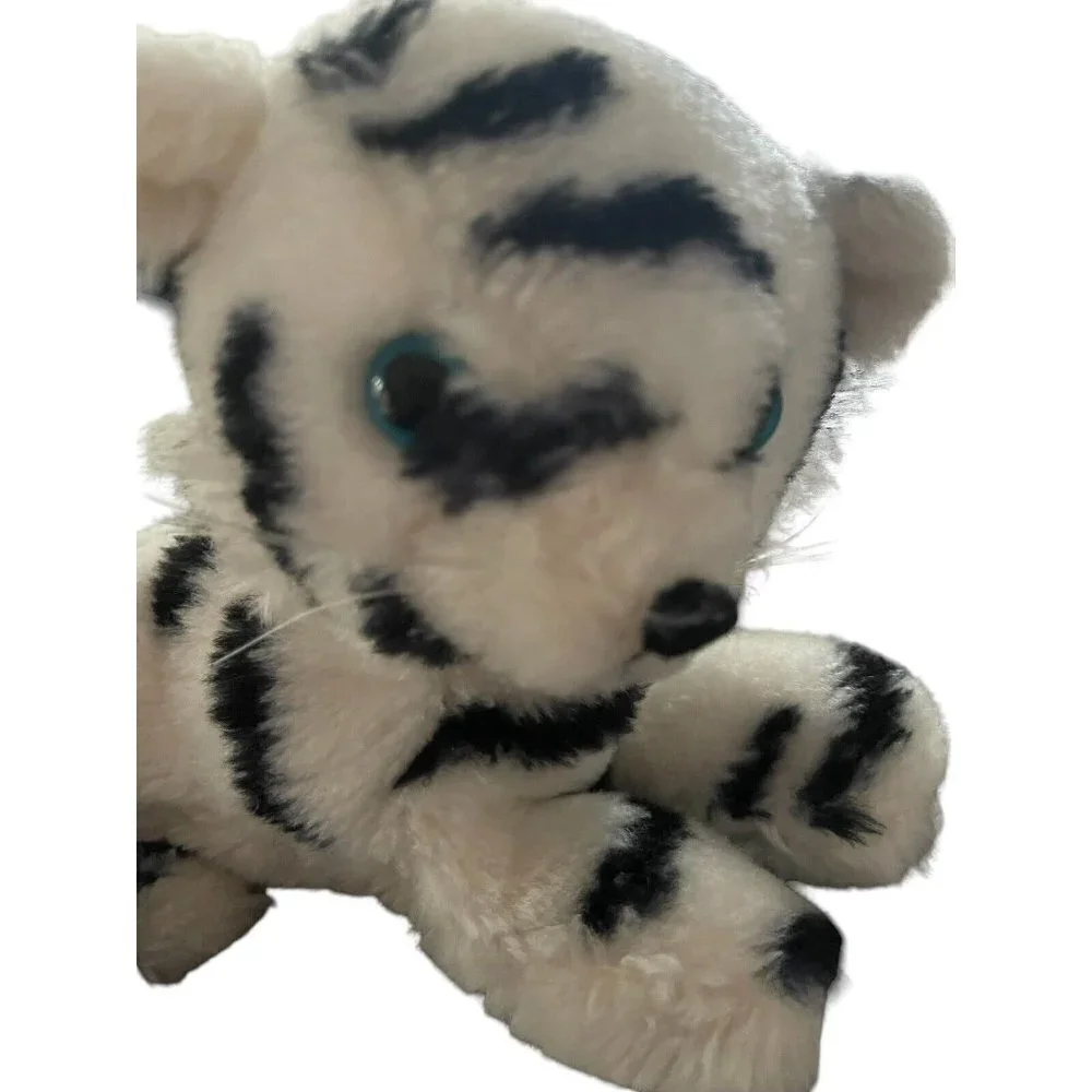Dakin 1976 Little Bombay White  Tiger Plush Nature Babies Stuffed Animal 10 Inch